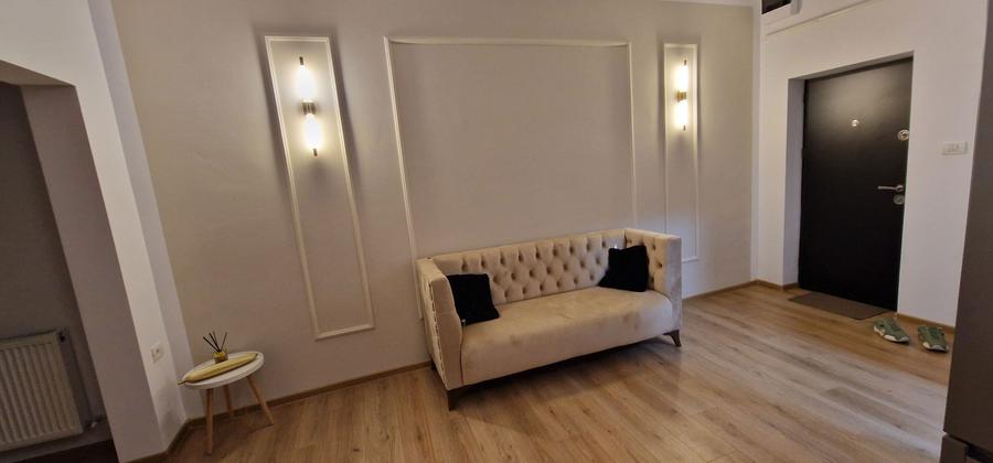 Apartament cu 3 camere pe termen lung cat si scurt - 1