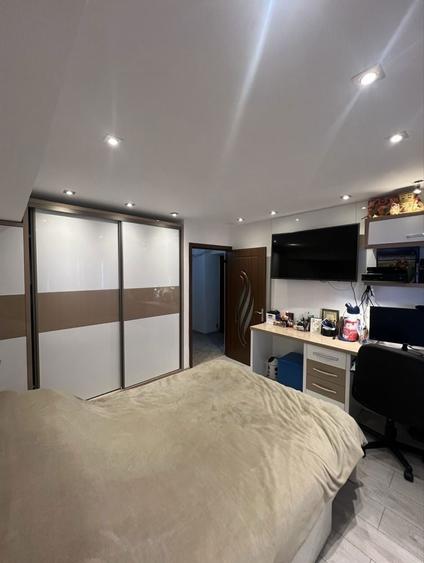 Vand apartament 3 camere Parcul Catedralei - 8