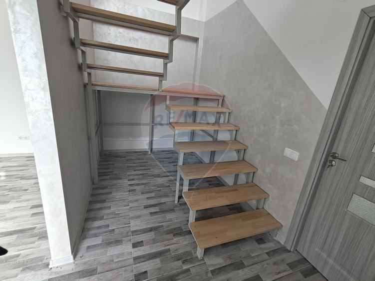 Hala noua 555mp, curte betonata 1000mp, zona de est, de inchiriat - 16