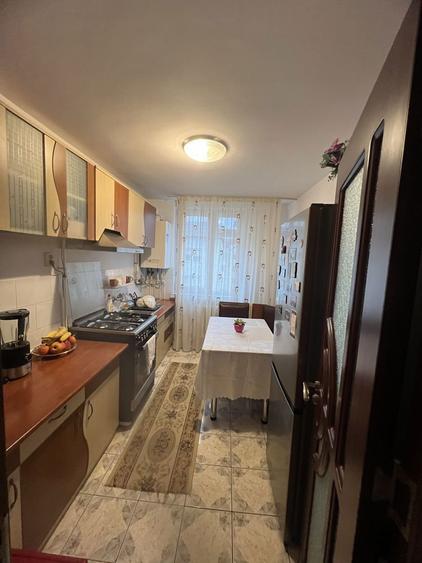 Vand apartament 2 camere - 3