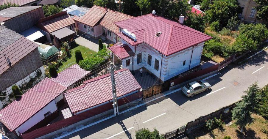 Locuin?a istorica, Comision 0% - 8