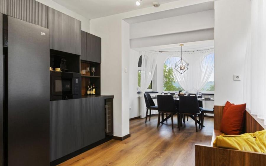 Refugiu de Vis in Cornu Priveli?te Panoramica ?i Apu - 13