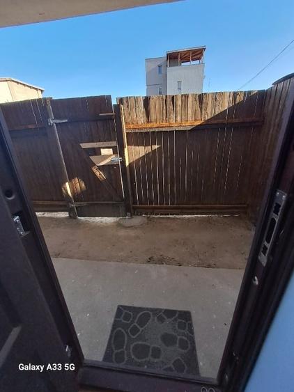 Poprietar inchiriez ap.1 cam decomandat utilat ,Complex-Lunei , centrala proprie - 7