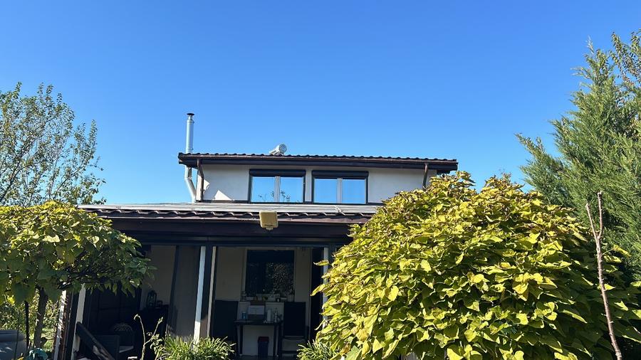 Vând casă cu ieșire la lac - 2