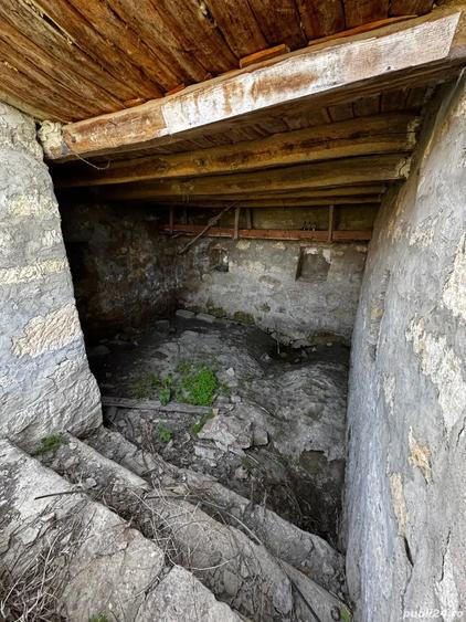 Casa batraneasca de vanzare - 1