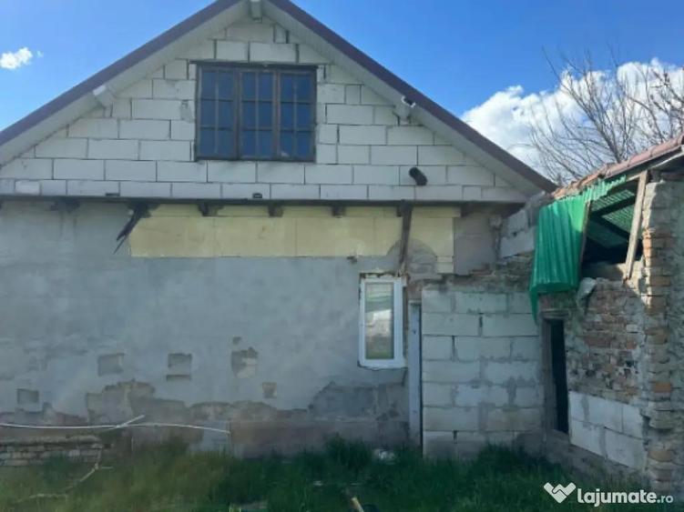 Oportunitate! Teren 820 mp cu casa, in Valu lui Traian - 8