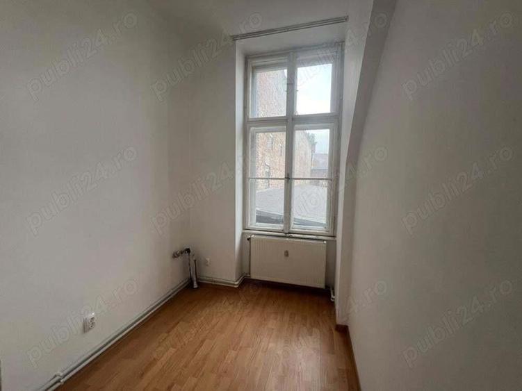 Vand apartament 3 camere zona Ultracentrala - ID : RH-40552-property - 4