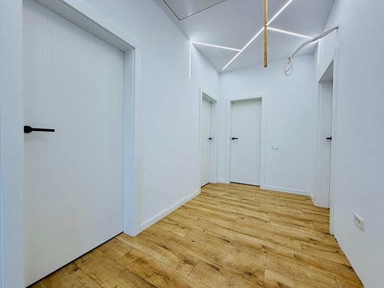 Casă de vânzare | individuală modernă - Berceni Ilfov | 5 camere | teren 400 - 12