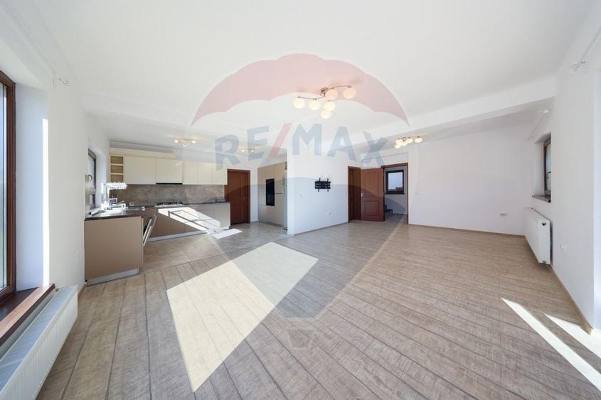 Casa single cu curte generoasa - Cartier Izvor, Brasov - 3