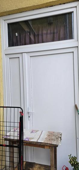 Apartament la curte, 2 camere oportunitate investi?ie necesita renovare zona buna - 4