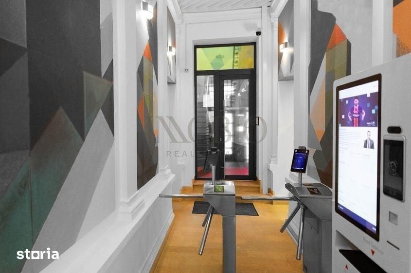Cladire office in centrul istoric - 3