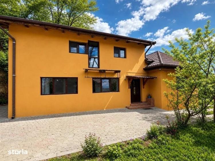 Casă cu 4 camere cu Teren 400 Mp în Exterior Sud