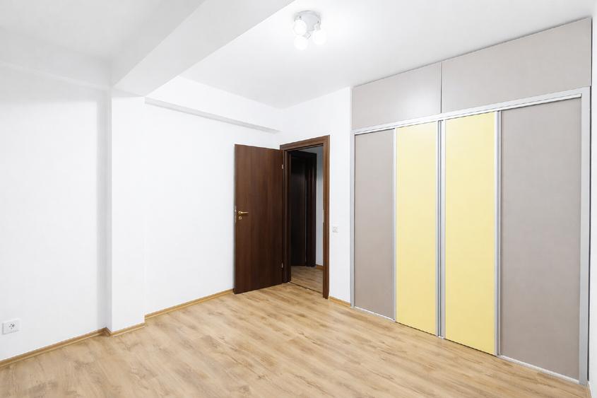 Vanzare apartament 3 camere  - 14