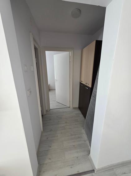 Vand apartament 2 camere - 10