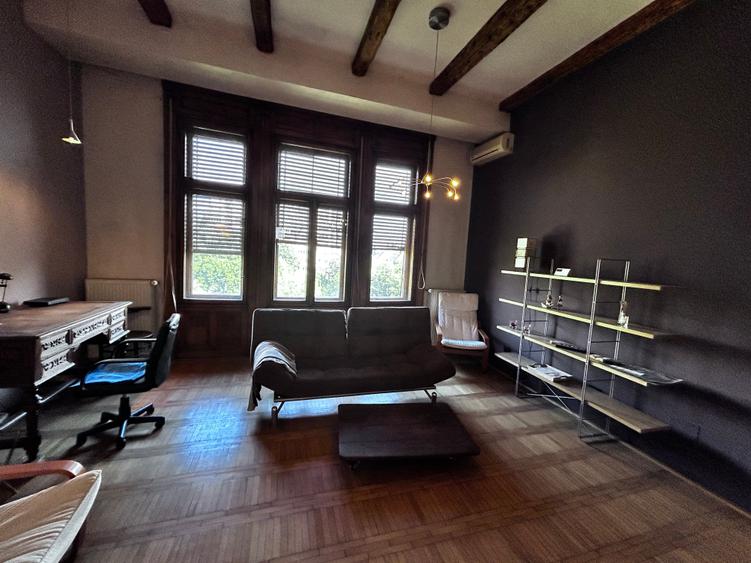 Apartament foarte spațios și elegant - 12