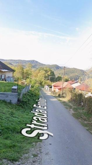 Oferta urgenta! Teren 2519 mp + constructie 68 mp — Pret atractiv - 13