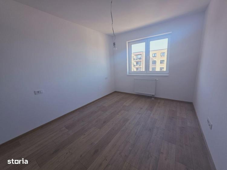 Vand apartament 3 camete cu vedere spre Tampa Tractorul - Mall Coresi - 5