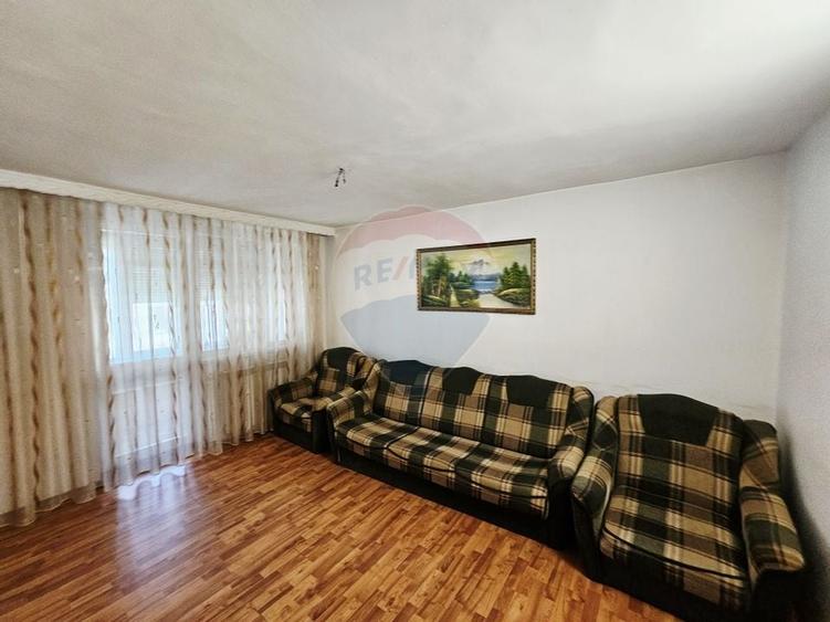 Apartament 3 camere de vânzare – Zona 1 Decembrie, Piatra Neamț - 21