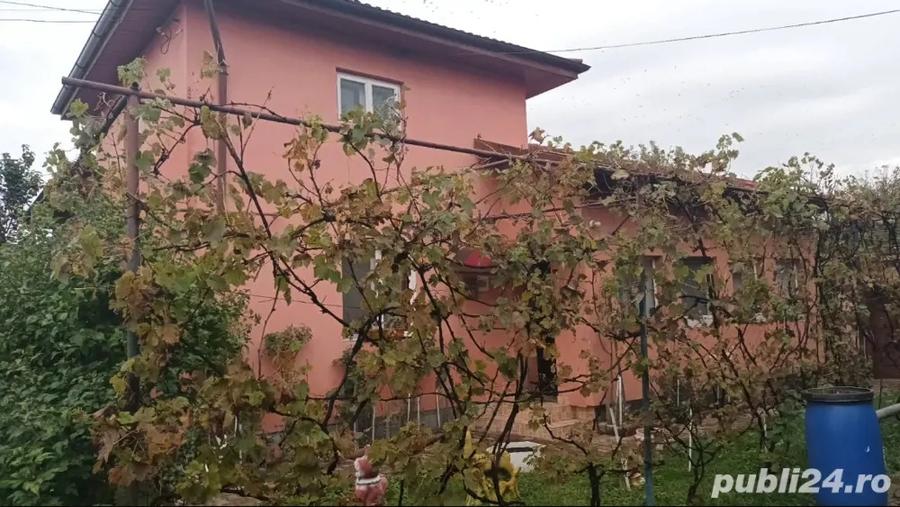 Vand casa in Talmaciu la 15 km de Sibiu - 1