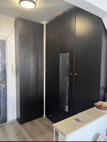 Garsoniera de inchiriat metrou 1 decembrie - 4