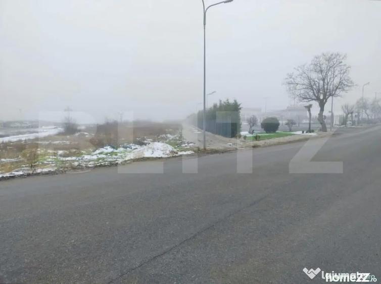 Oportunitate! Teren intravilan stradal, 3040 mp, zona parc i - 2