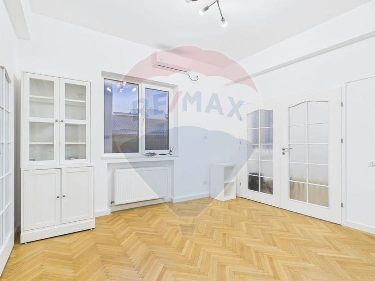 Apartament cu 3 camere de închiriat în zona Universitate - 4