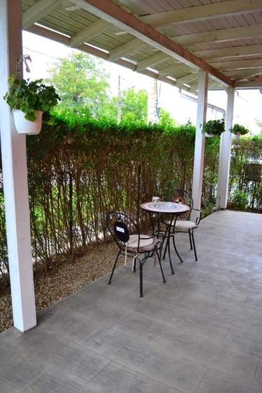 Giroc - Vatra satului- casa parter - 3 camere- 130 mp utili - 18