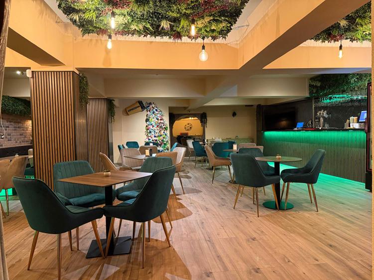 INCHIRIEZ CAFENEA ultracentral - 4