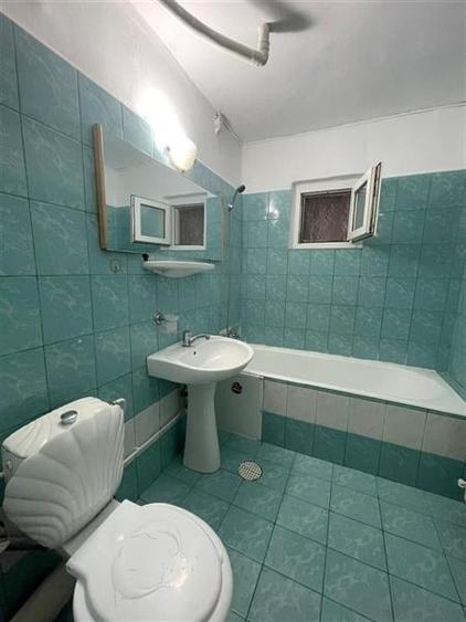 Apartament cu 3 camere de vanzare zona E3 Tulcea - 8