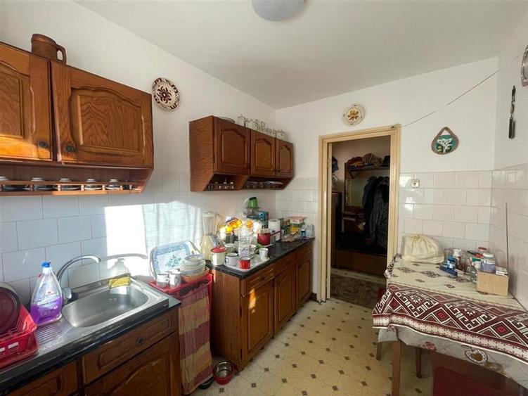 Apartament 3 camere Etaj 2 ALUMINEI - 17