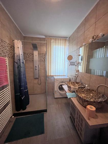 Apartament de vânzare, 2 camere, 72 mp, zona Piața Abator - 10