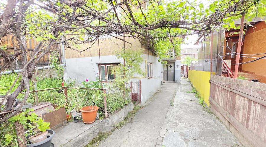CASA RENOVABILA 5 CAMERE 120 MP UTILI TEREN 399 MP DAMBUL ROTUND - 1