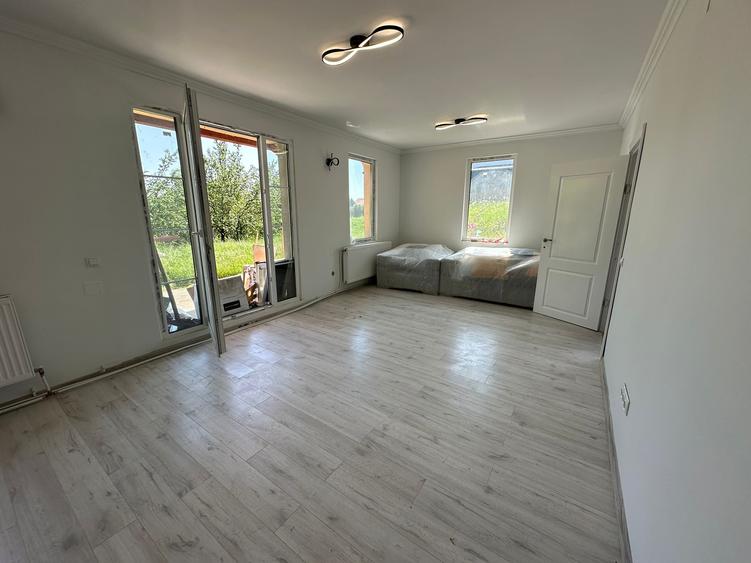 Casa recent renovata in Campenesti - 6