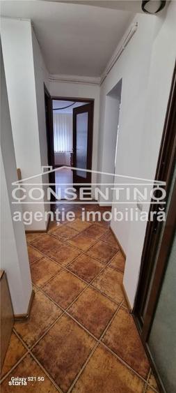 Se vinde imobil cu 3 camere pe str. Viitorului la etajul 1 , liber - 6