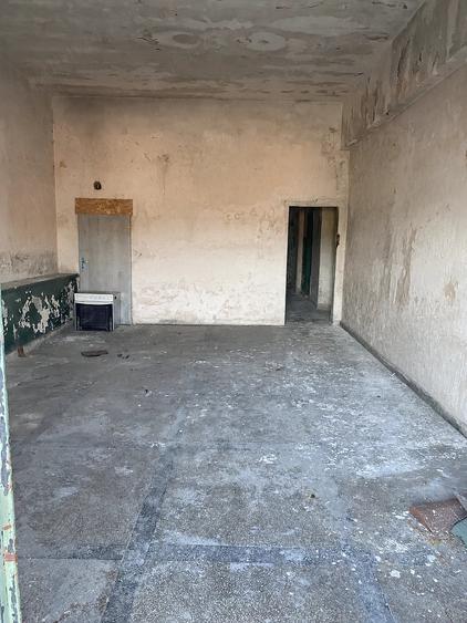 Spațiu comercial, de 80 mp, în Sud