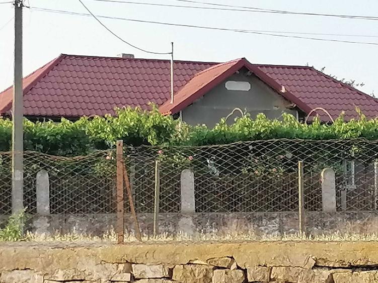 Casa in satul Zebil cu vedere superba spre lacul Babadag - 7