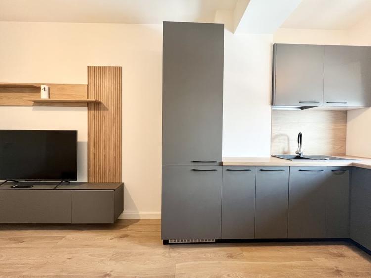 NOU / LOC PARCARE / MOBILAT - 2