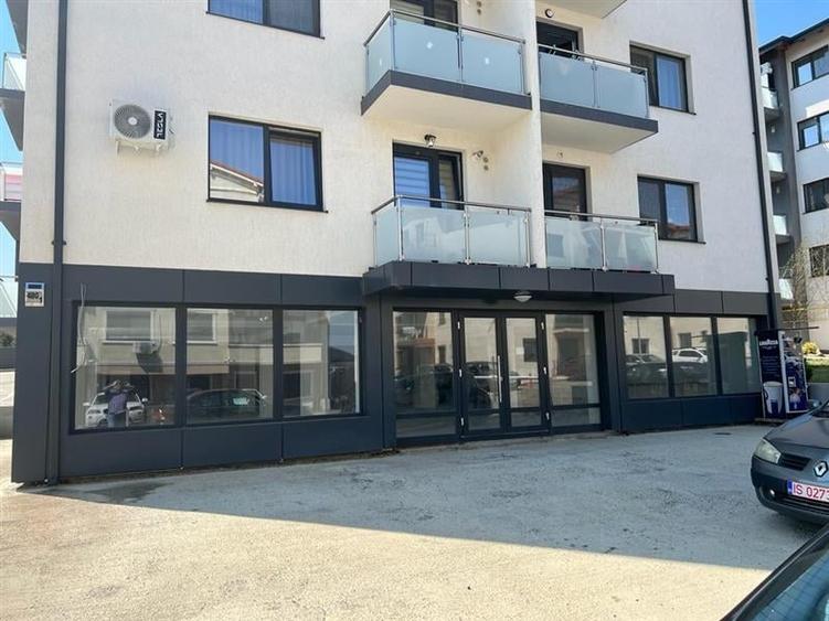 Spatiu Comercial Zona Galata Soseaua Voinesti in Complex Rezidential - 1