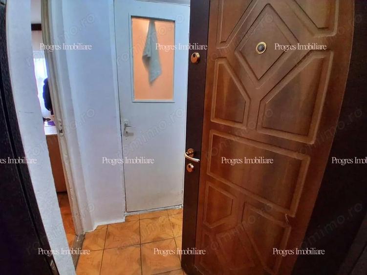 Garsoniera cu bucatarie- Centrala proprie- Clima- Calea Buziasului- 37.500 euro negociabil - 7