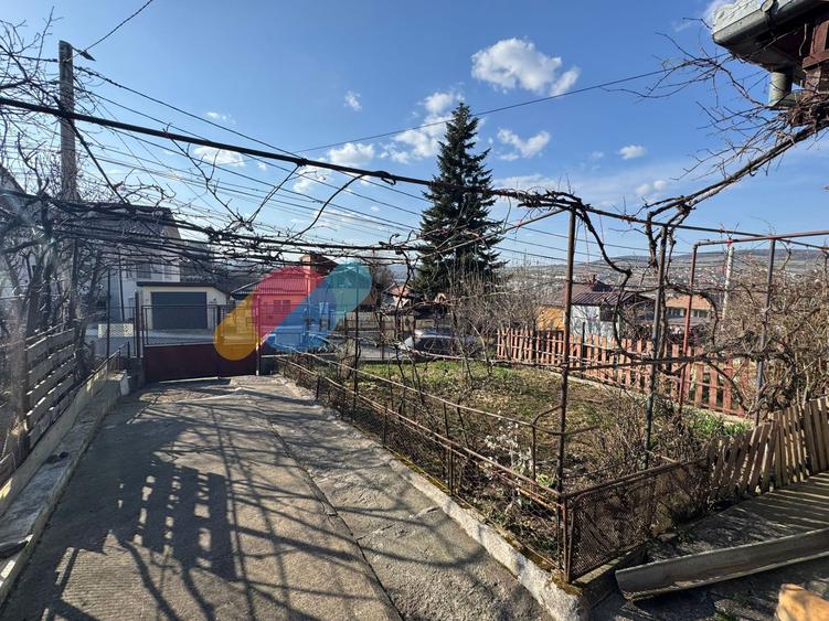 Casa calcan , teren 305mp  zona Gruia - 2