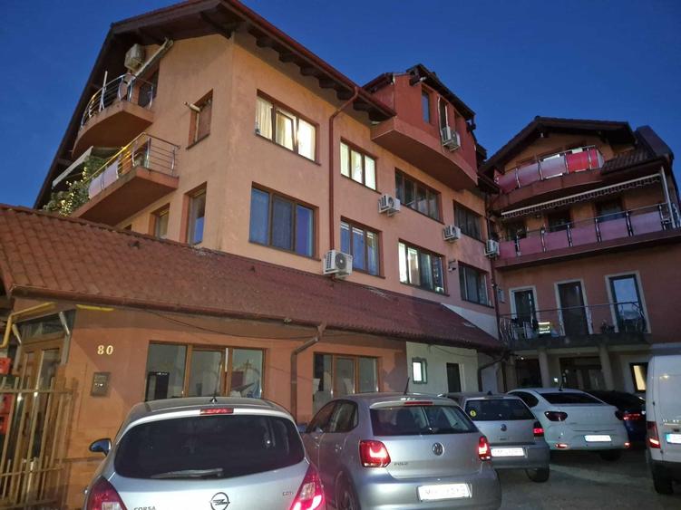 Apartament cu 2 camere decomandat în Dorobanților