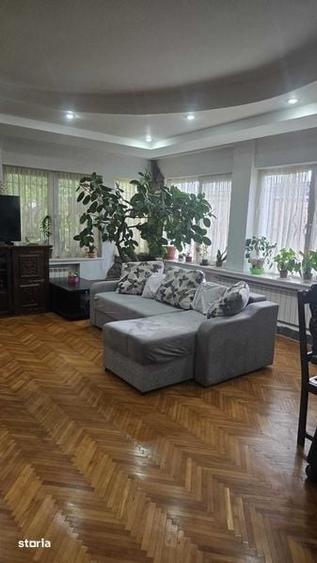 Casă cu 3 camere cu Teren 200 Mp în Cina