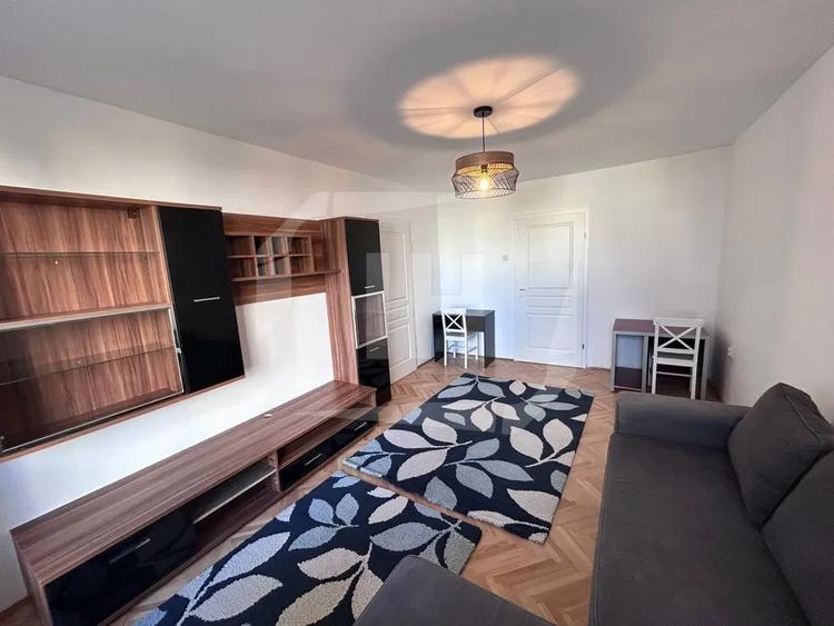 Apartament cu 2 camere decomandat, mobilat în Grigorescu