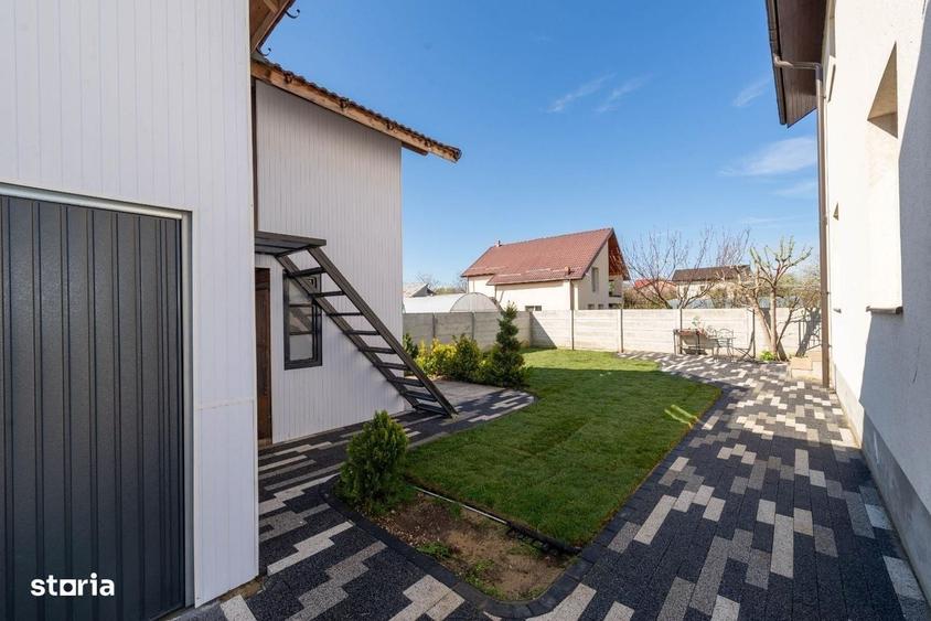 Casă cu 4 camere în Central