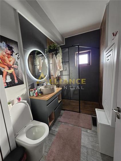 Duplex cu 3 camere cu Canalizare în Central