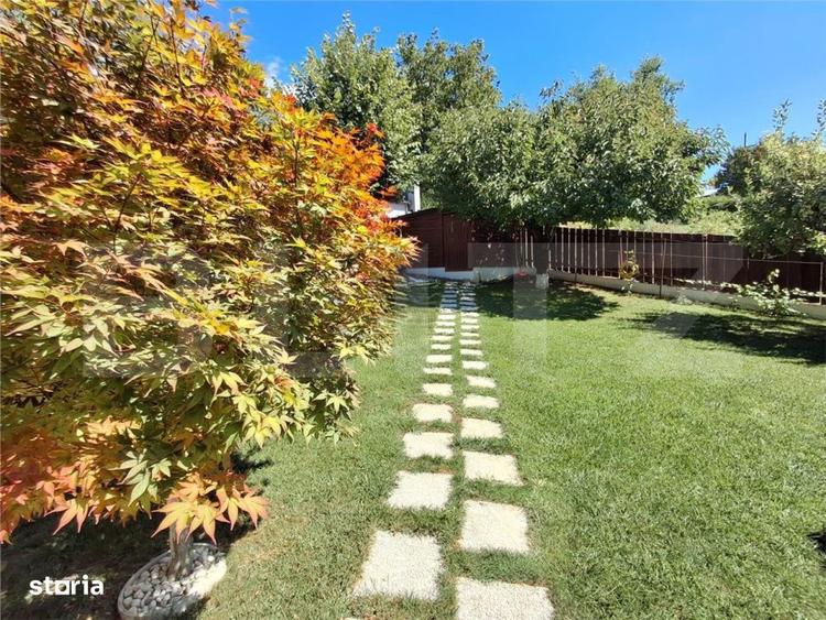 Casă cu 7 camere cu Teren 825 Mp în Bucium