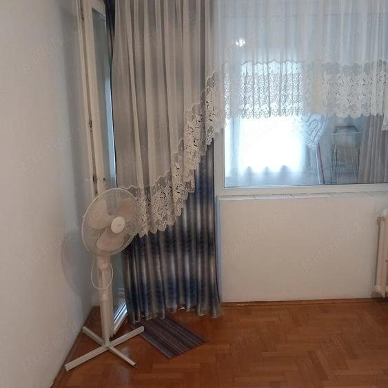 Apartament cu 2 camere semidecomandat în Bucur Obor