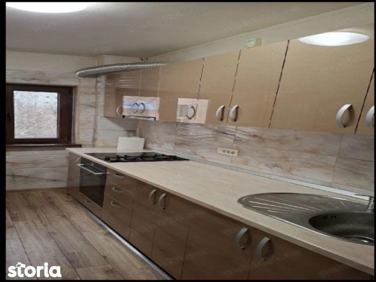 Apartament cu 2 camere decomandat în Polonă