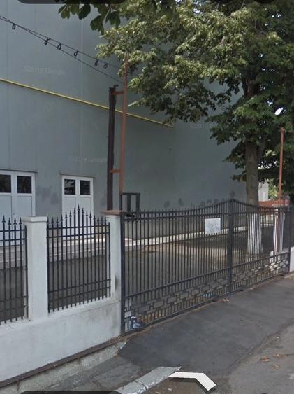 Casă cu 4 camere cu Teren 420 Mp în Central