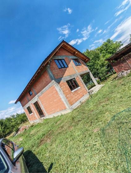Casa la ro?u p+m - 2